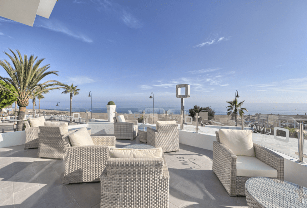 olivias-la-cala-manifesto-design