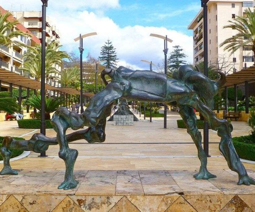 manifesto the Avenida del Mar