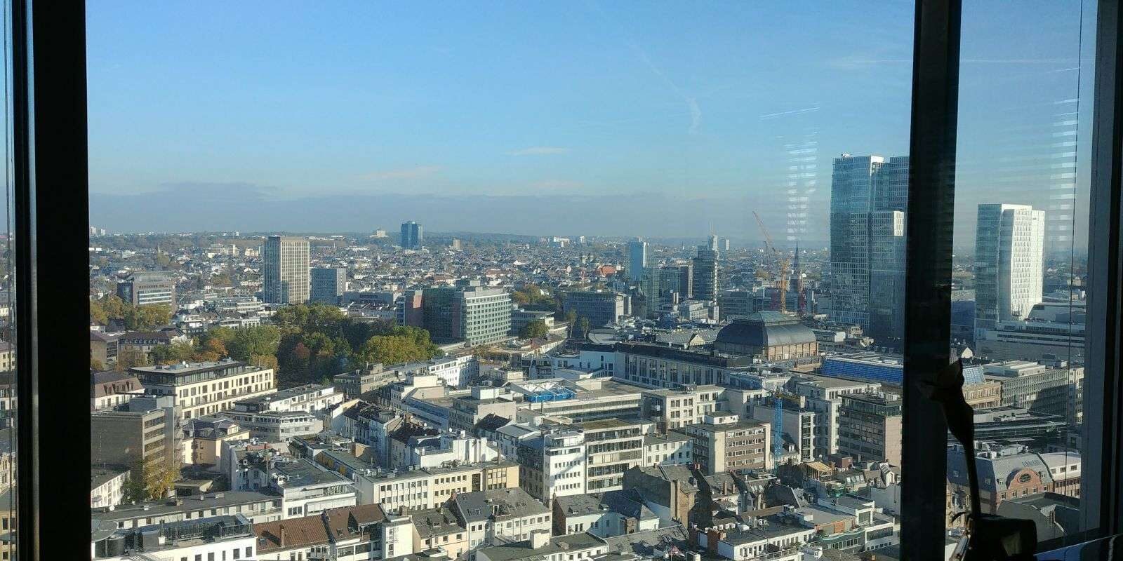 Manifesto Sunny Frankfurt in autumn wide view